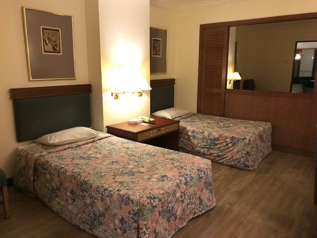 The Executive Hotel Lahad Datu Dış mekan fotoğraf