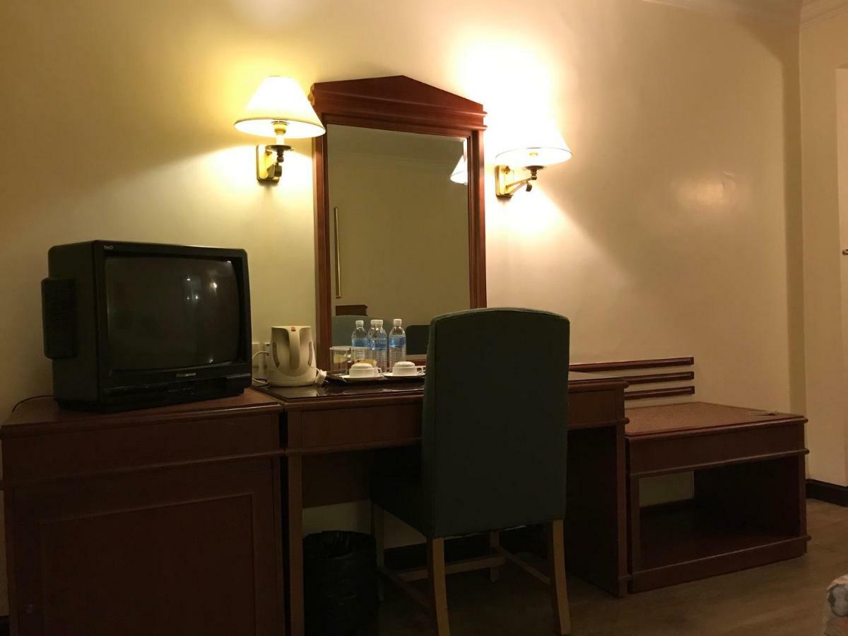 The Executive Hotel Lahad Datu Dış mekan fotoğraf