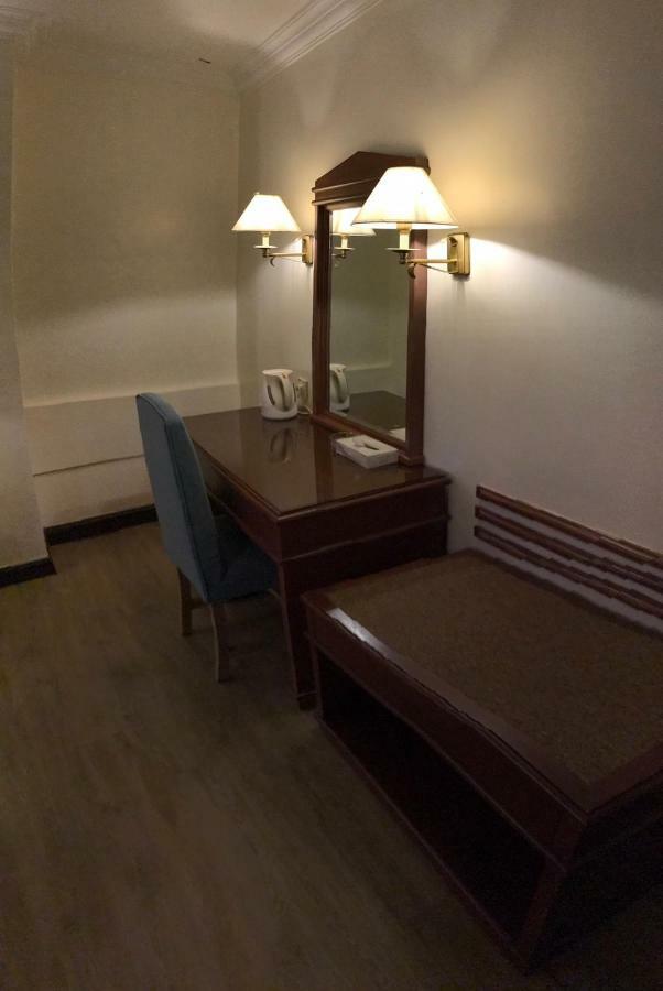 The Executive Hotel Lahad Datu Dış mekan fotoğraf